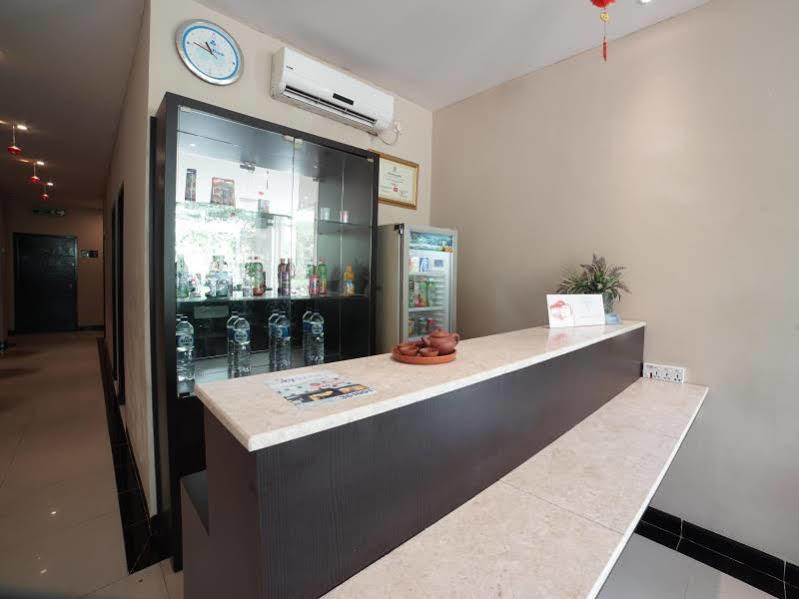 Os Hotel Batu Aji Batam Екстериор снимка